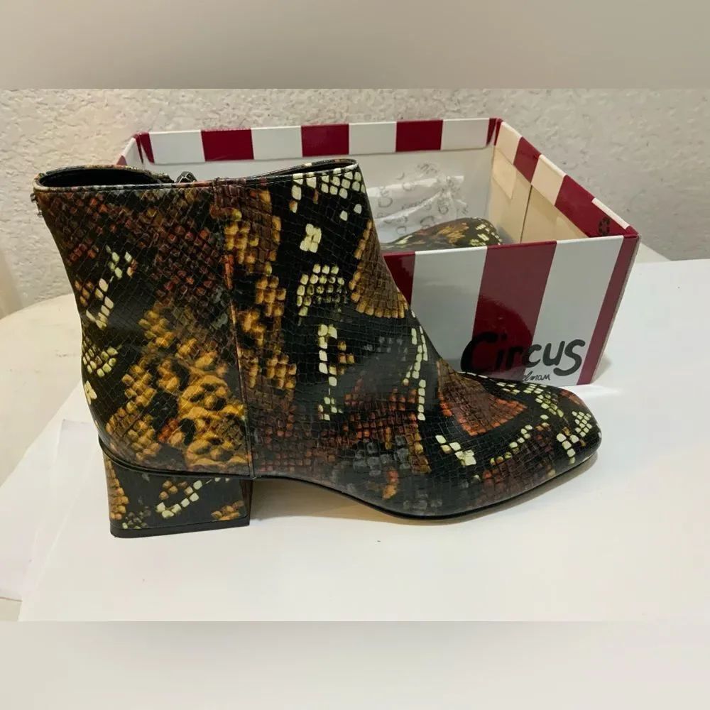 Circus by Sam Edelman Womens Snake Print Kate Zip Up Booties Size 8.5 M Brown